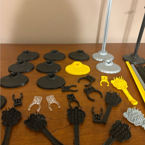 Black and Yellow Display Stand Set - Picture 3 of 5